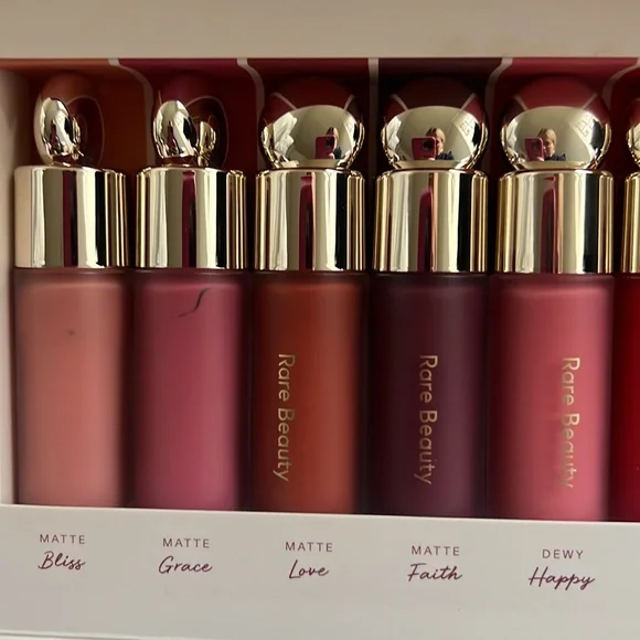 NWT Rare Beauty Soft Pinch Liquid Blush - Picture 1 of 4